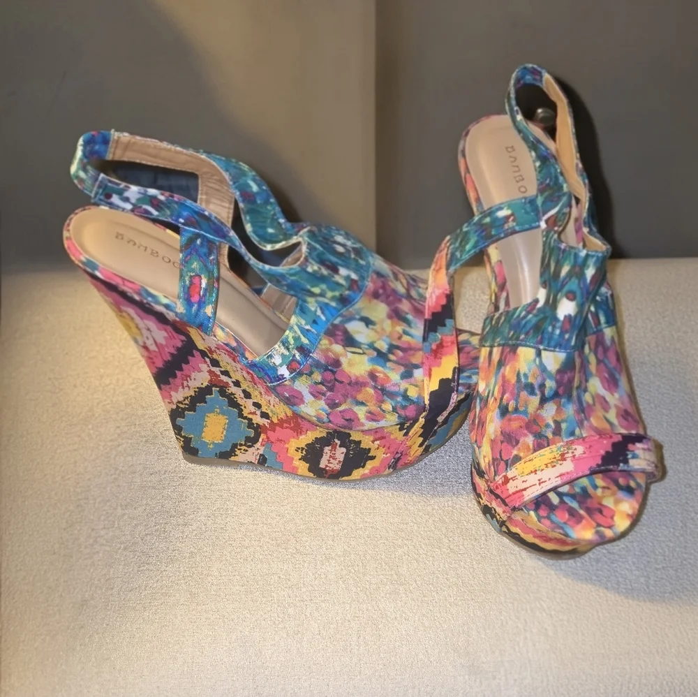 Colorful Women's Wedge Sandals - Picture 2 of 7